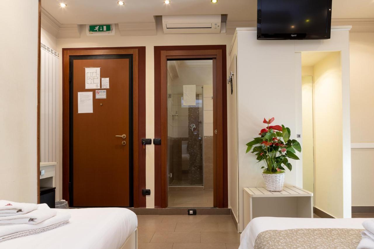 Il Piccolo Piacenza Hotel Exterior photo