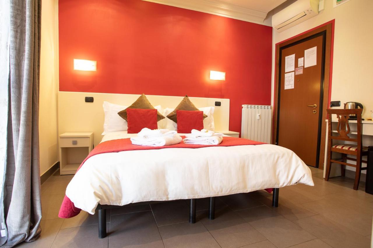 Il Piccolo Piacenza Hotel Exterior photo