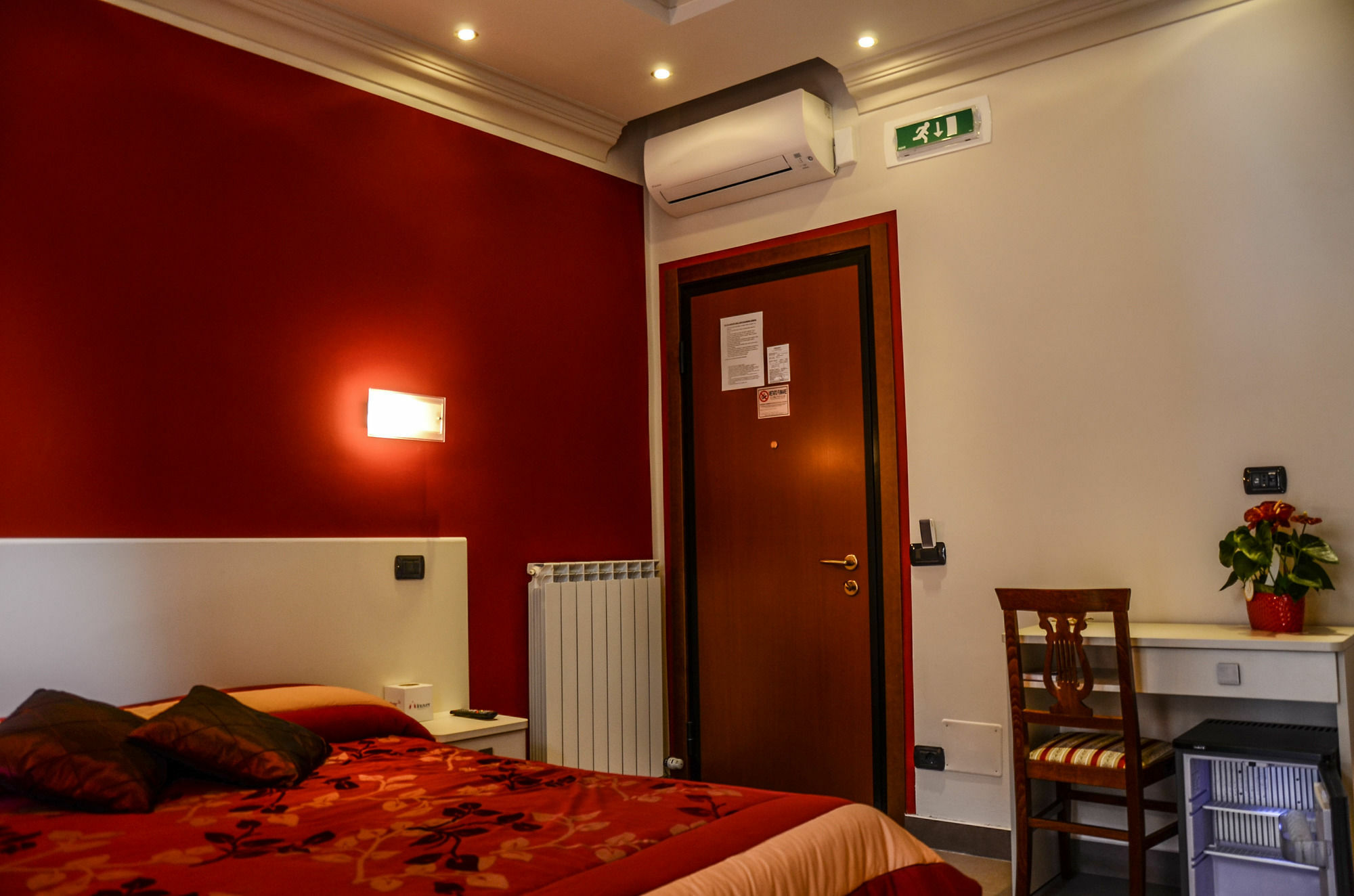 Il Piccolo Piacenza Hotel Exterior photo